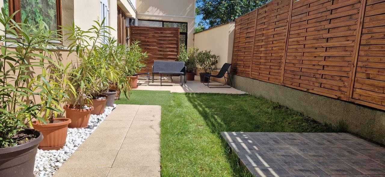 Boholand Apartman Eger Exterior foto